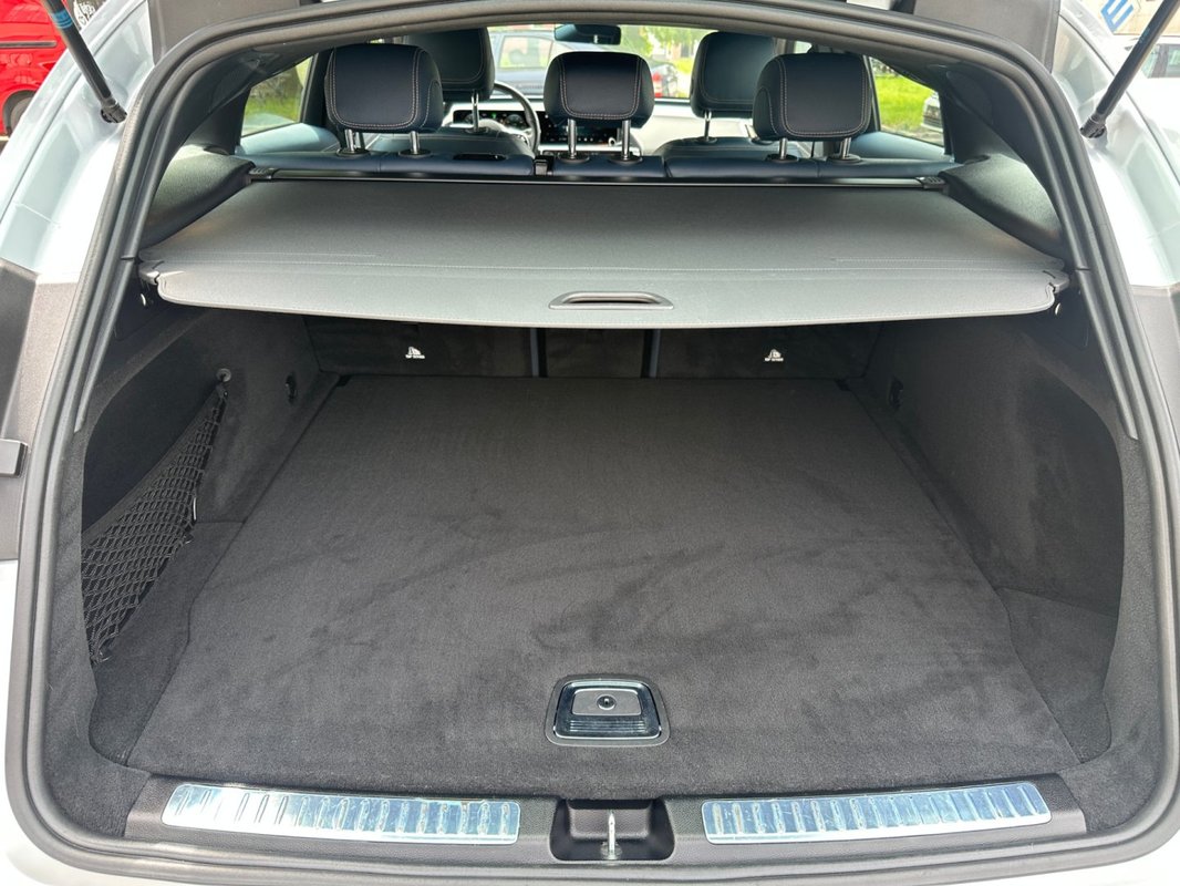 Mercedes-Benz EQC foto 6