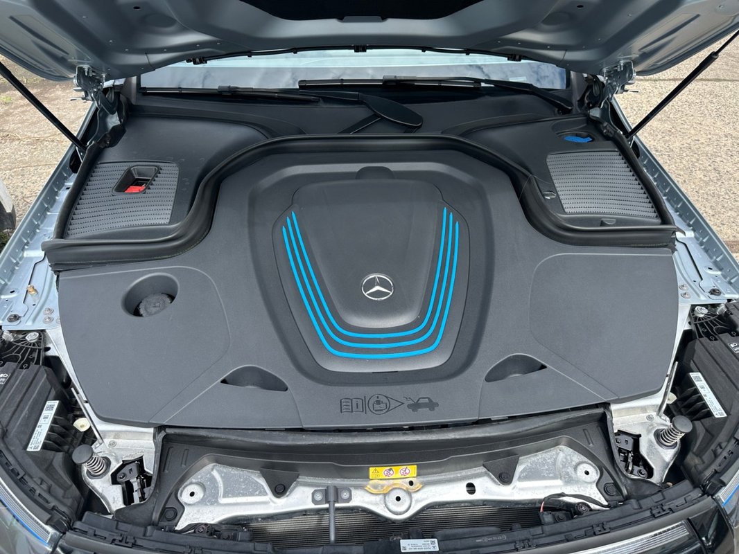 Mercedes-Benz EQC foto 24