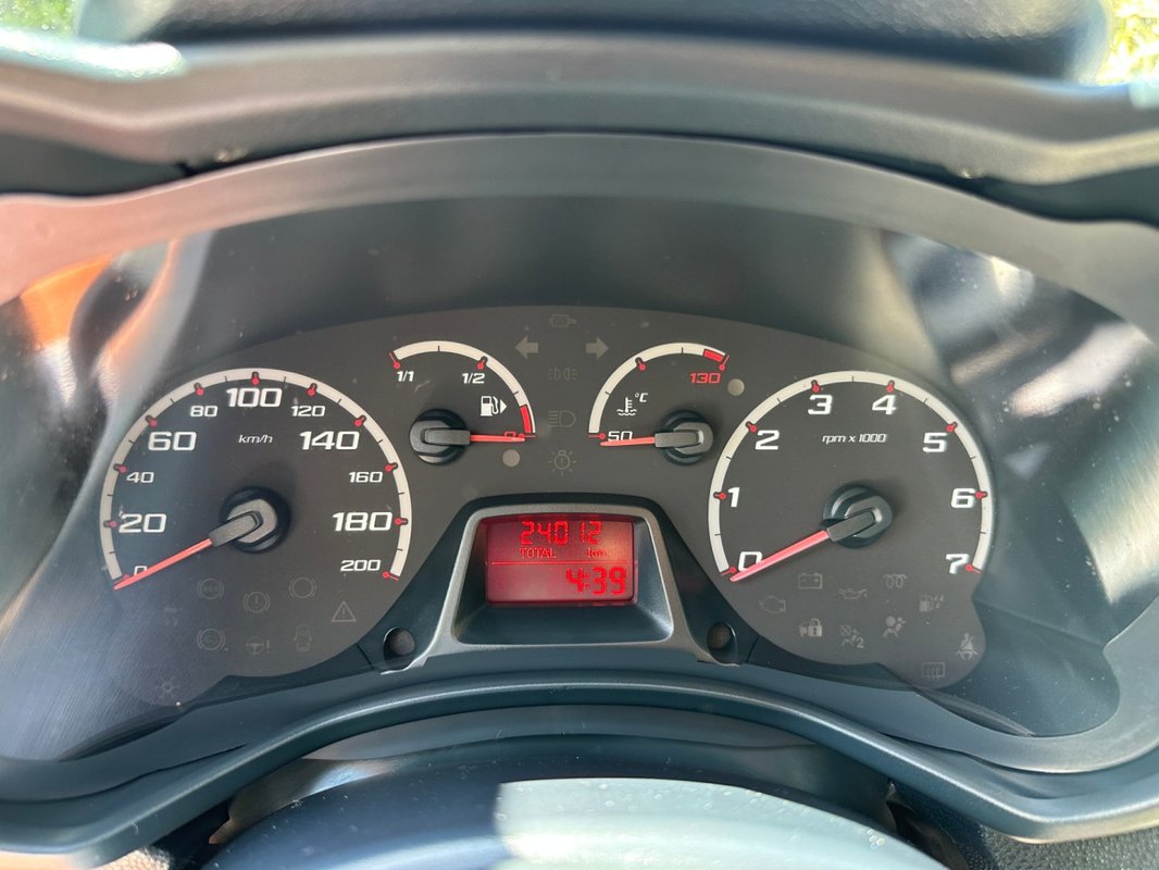 Ford Ka foto 13