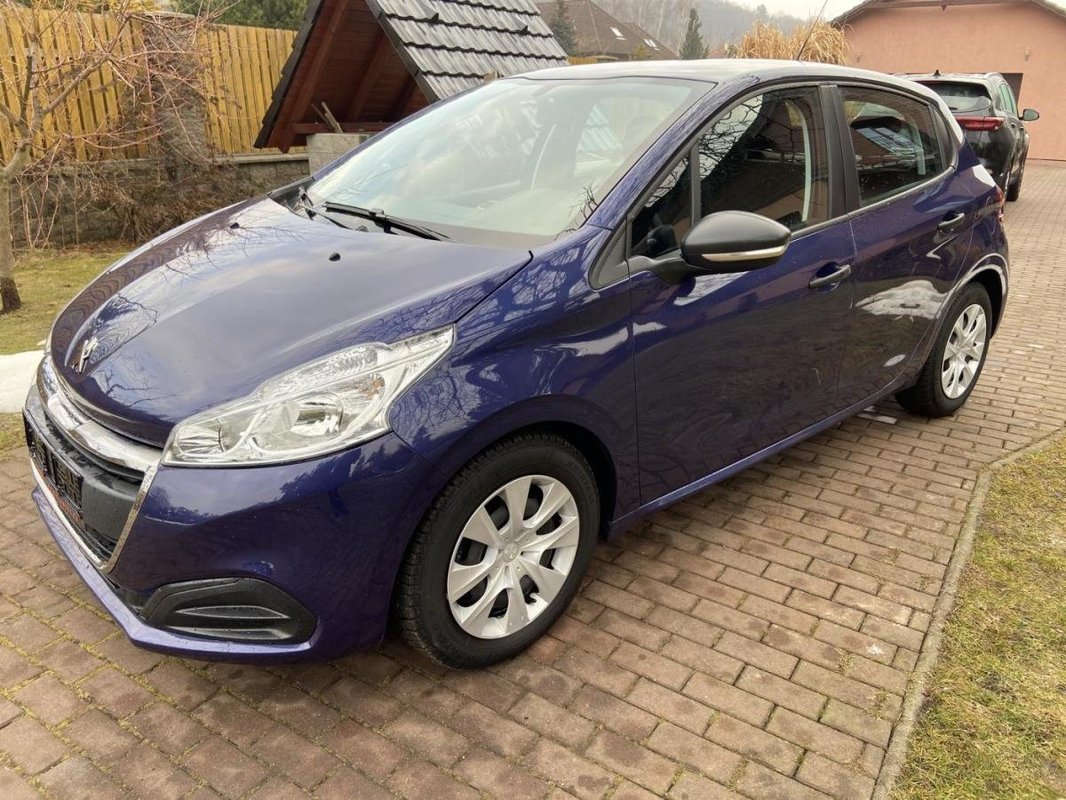 Peugeot 208 foto 23