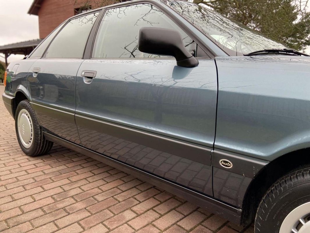 Audi 80 foto 6