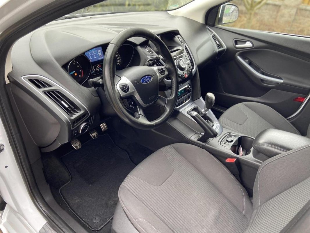 Ford Focus foto 6