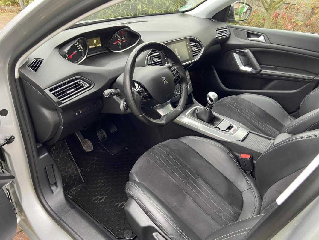 Peugeot 308 foto 7