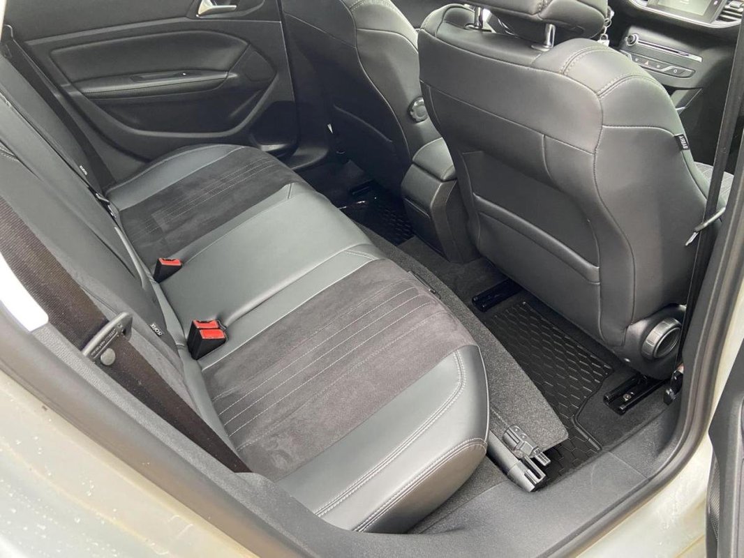 Peugeot 308 foto 10