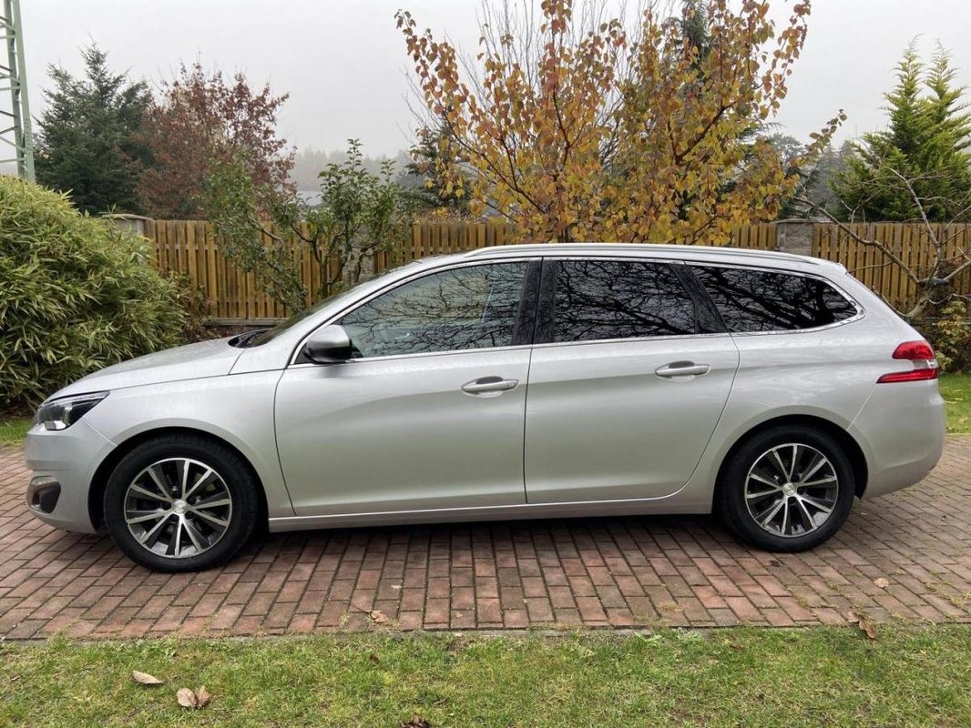 Peugeot 308 foto 27