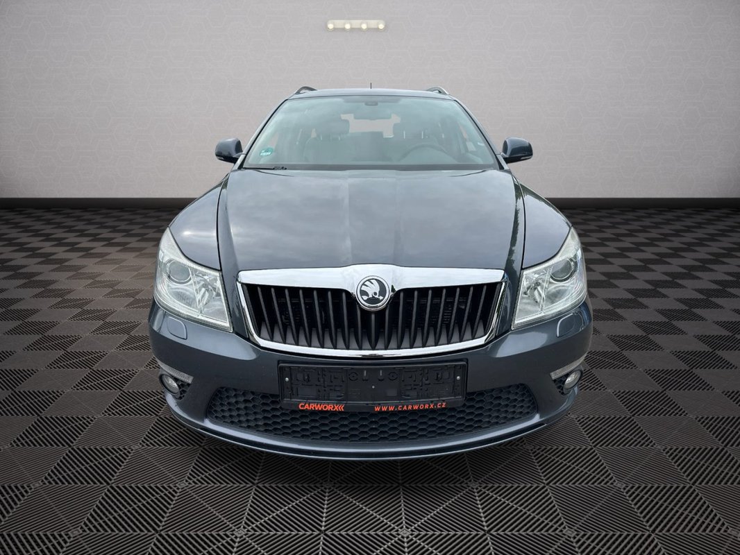 Škoda Octavia foto 12