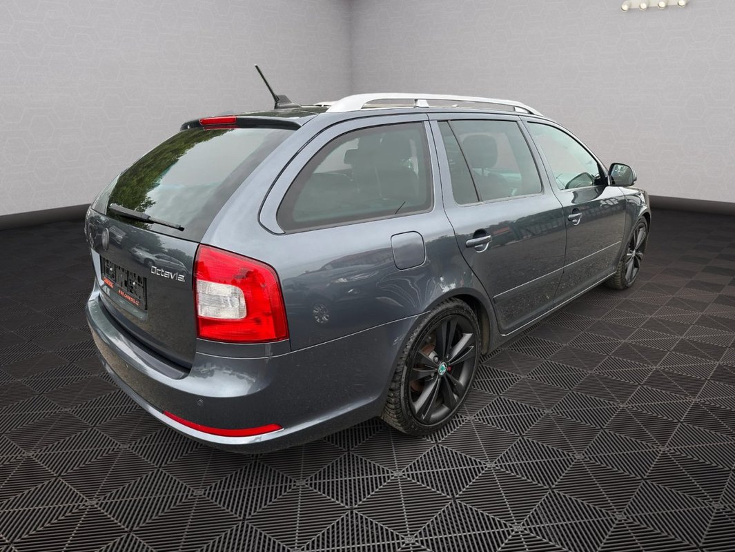 Škoda Octavia foto 30