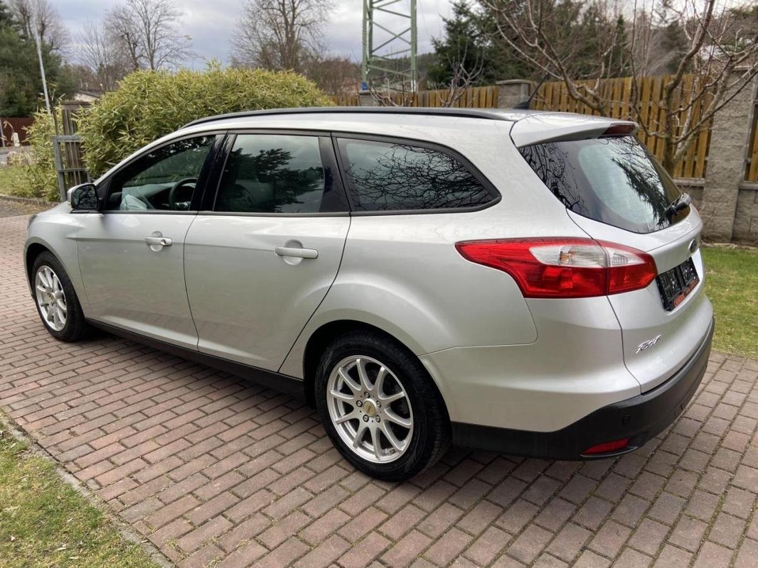 Ford Focus foto 25