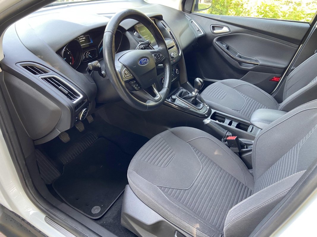 Ford Focus foto 9