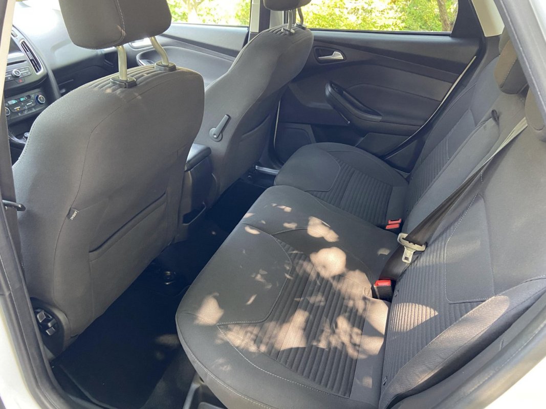 Ford Focus foto 10