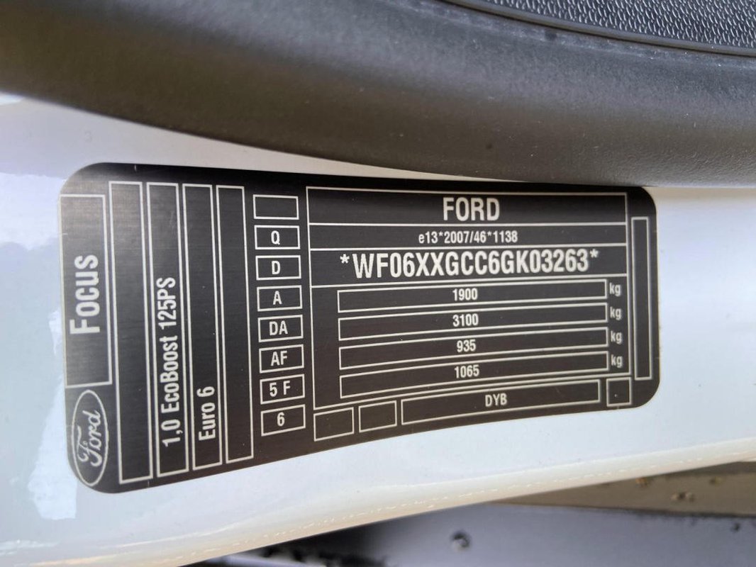 Ford Focus foto 15