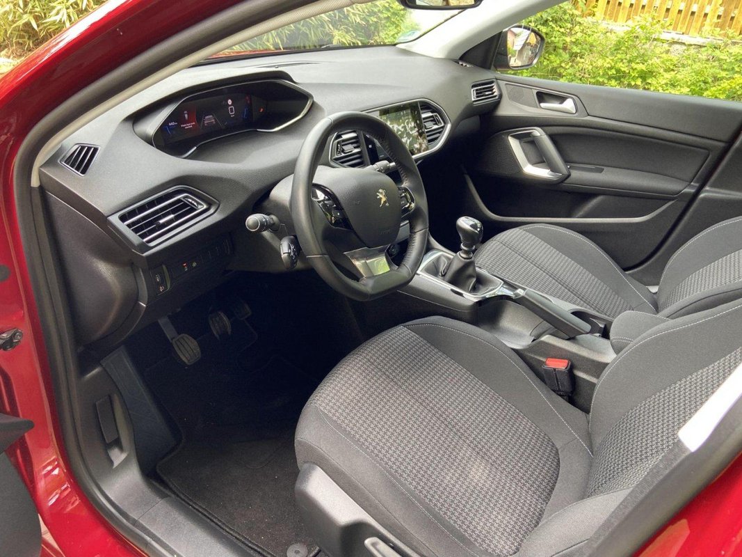 Peugeot 308 foto 9