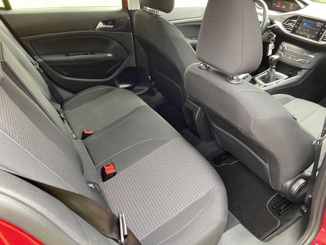 Peugeot 308 foto 14