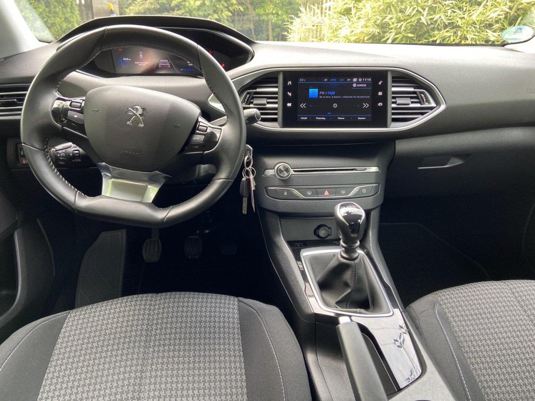 Peugeot 308 foto 17