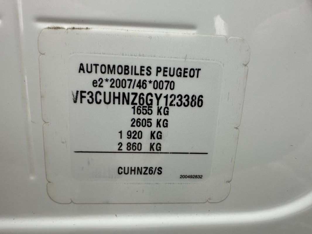 Peugeot 2008 foto 6