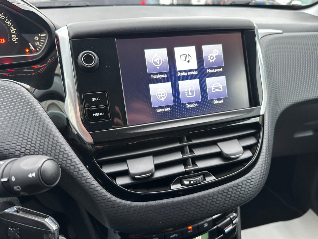 Peugeot 2008 foto 10