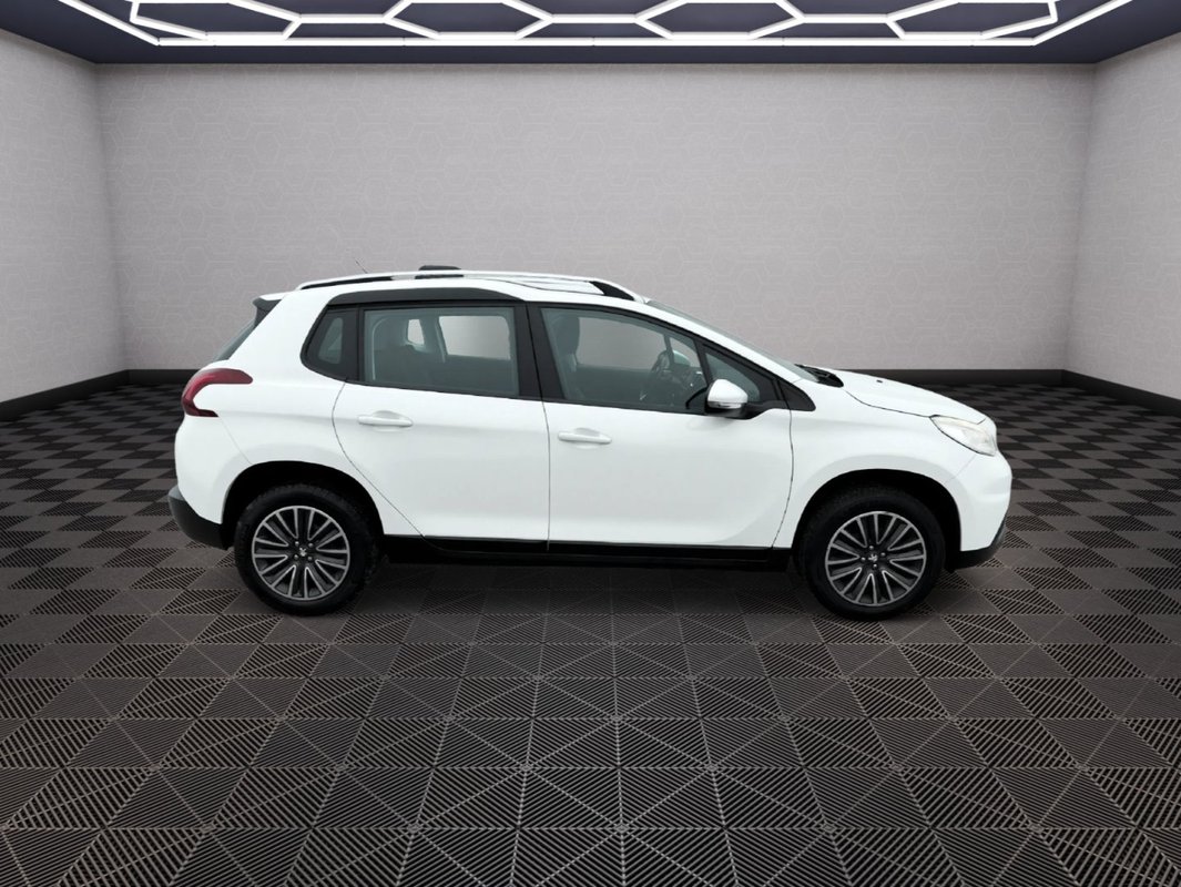 Peugeot 2008 foto 22