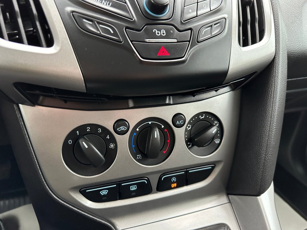 Ford Focus foto 16
