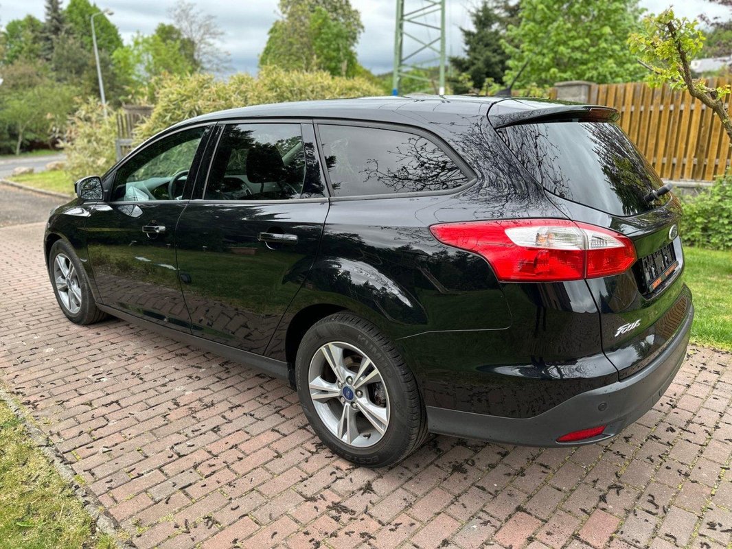 Ford Focus foto 21