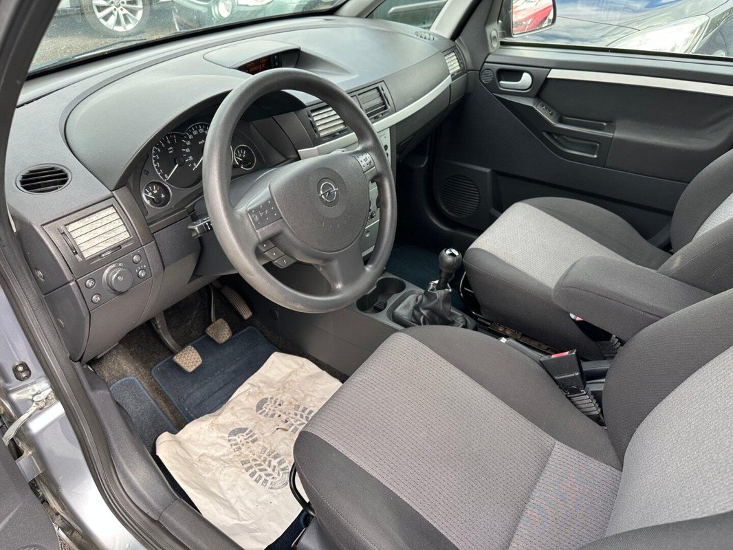 Opel Meriva foto 15