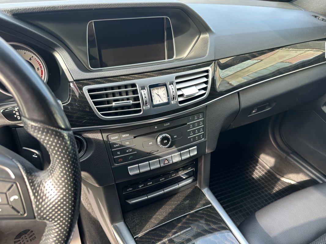 Mercedes-Benz Třídy E foto 13