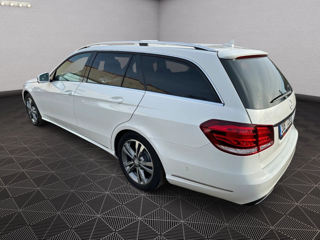 Mercedes-Benz Třídy E foto 21