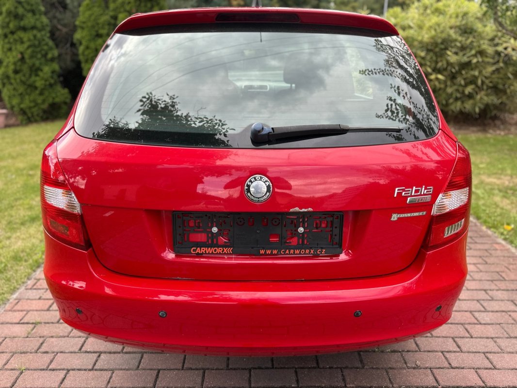 Škoda Fabia foto 32