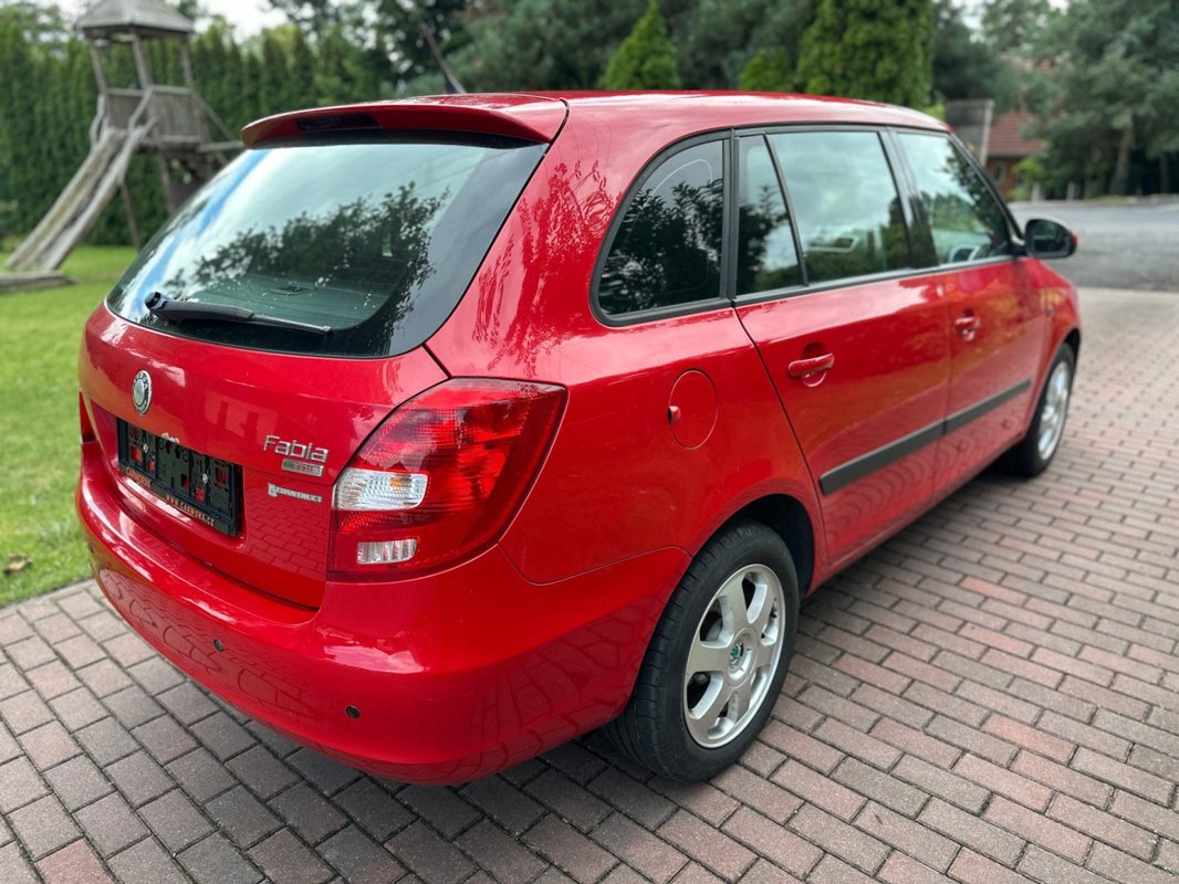 Škoda Fabia foto 33