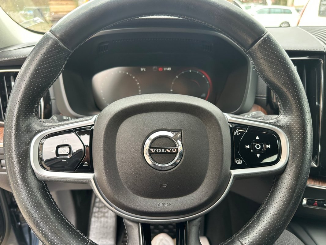 Volvo XC60 foto 9