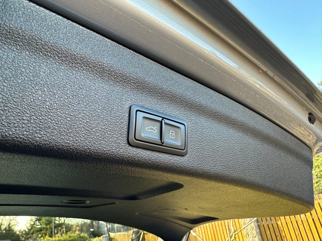 Audi A6 foto 9