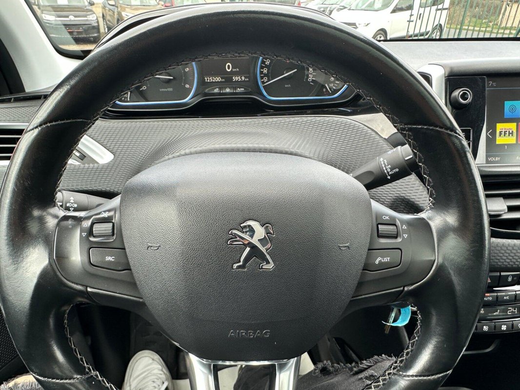 Peugeot 2008 foto 10
