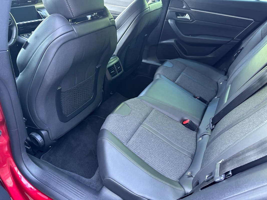 Peugeot 508 foto 2