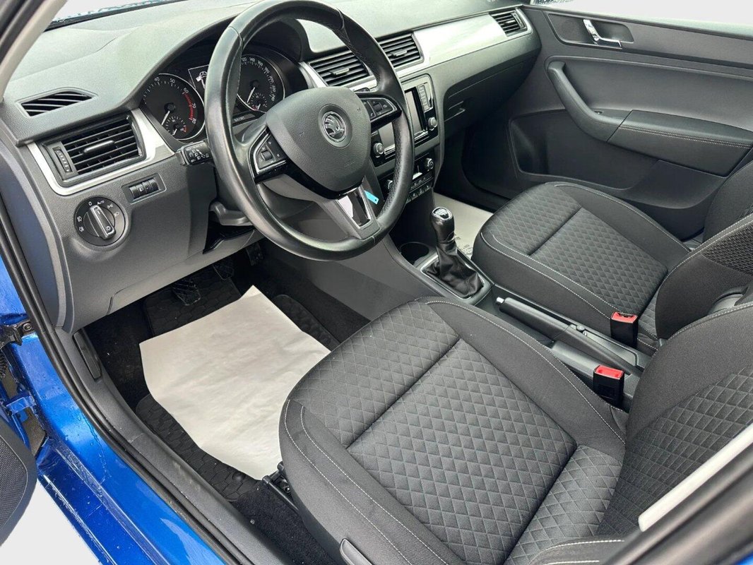 Škoda Rapid foto 2