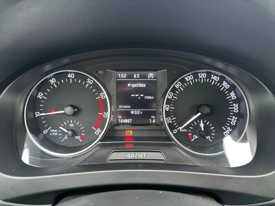 Škoda Rapid foto 8