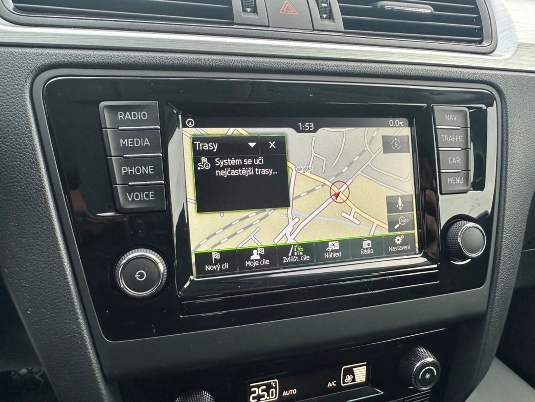 Škoda Rapid foto 10
