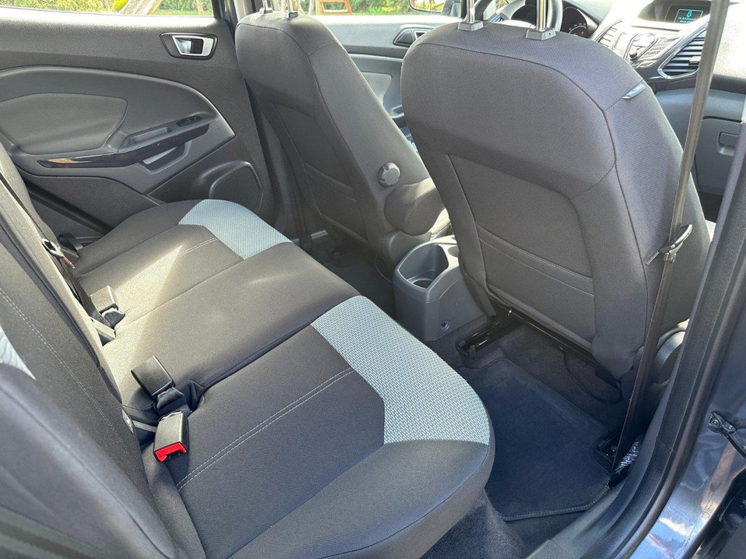 Ford EcoSport foto 8