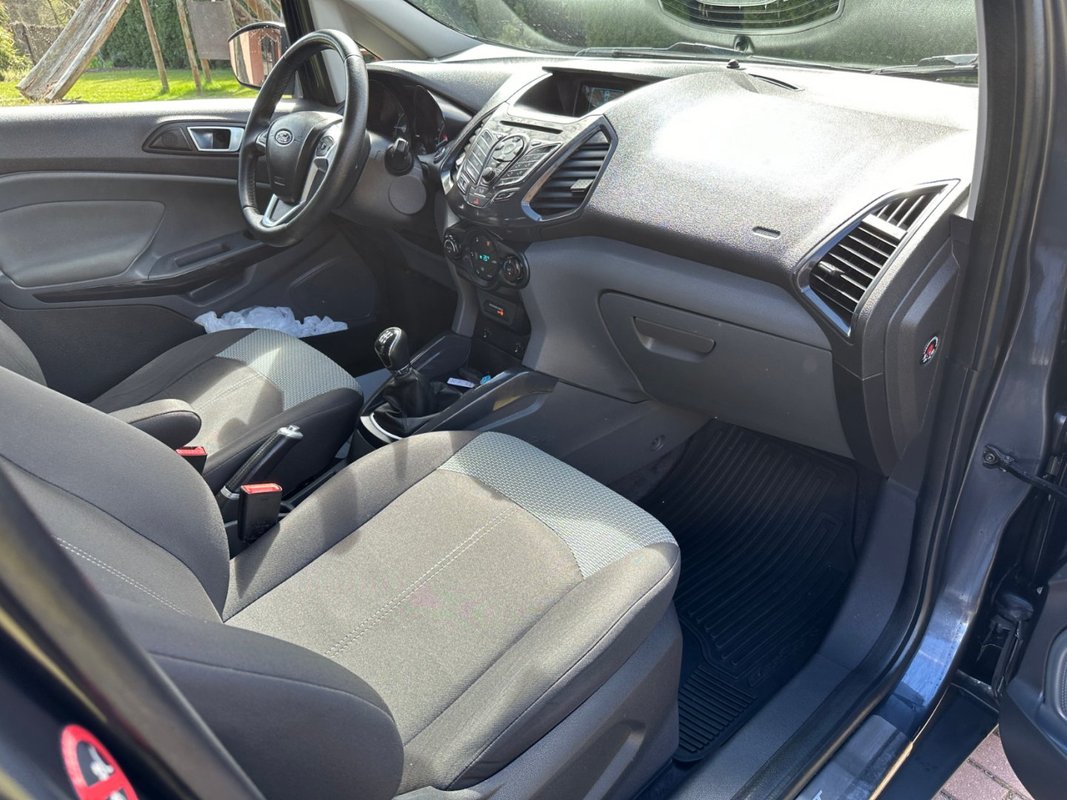 Ford EcoSport foto 9