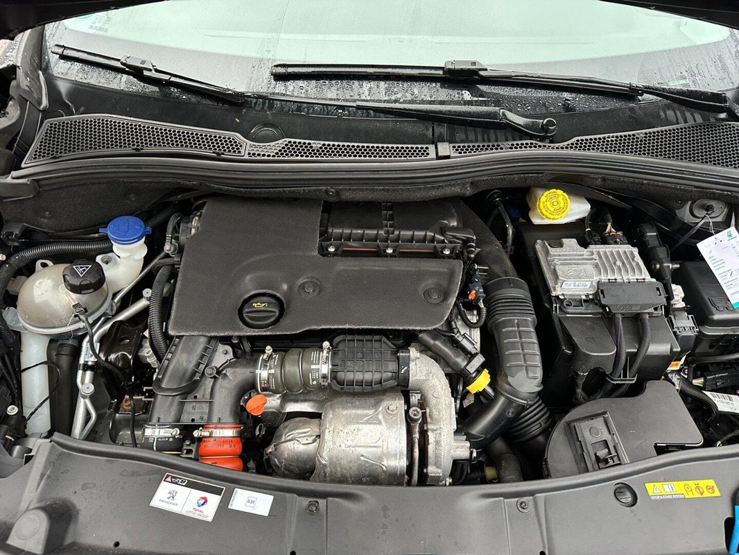 Peugeot 2008 foto 7
