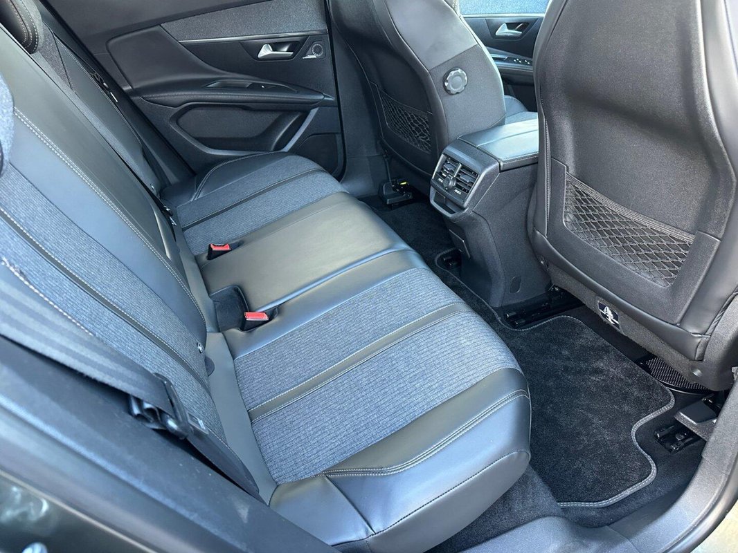 Peugeot 3008 foto 9