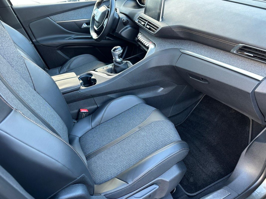 Peugeot 3008 foto 10