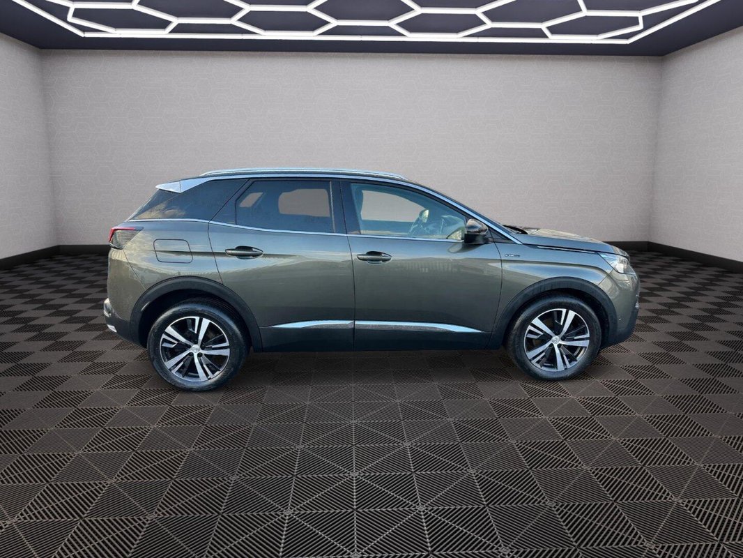 Peugeot 3008 foto 32