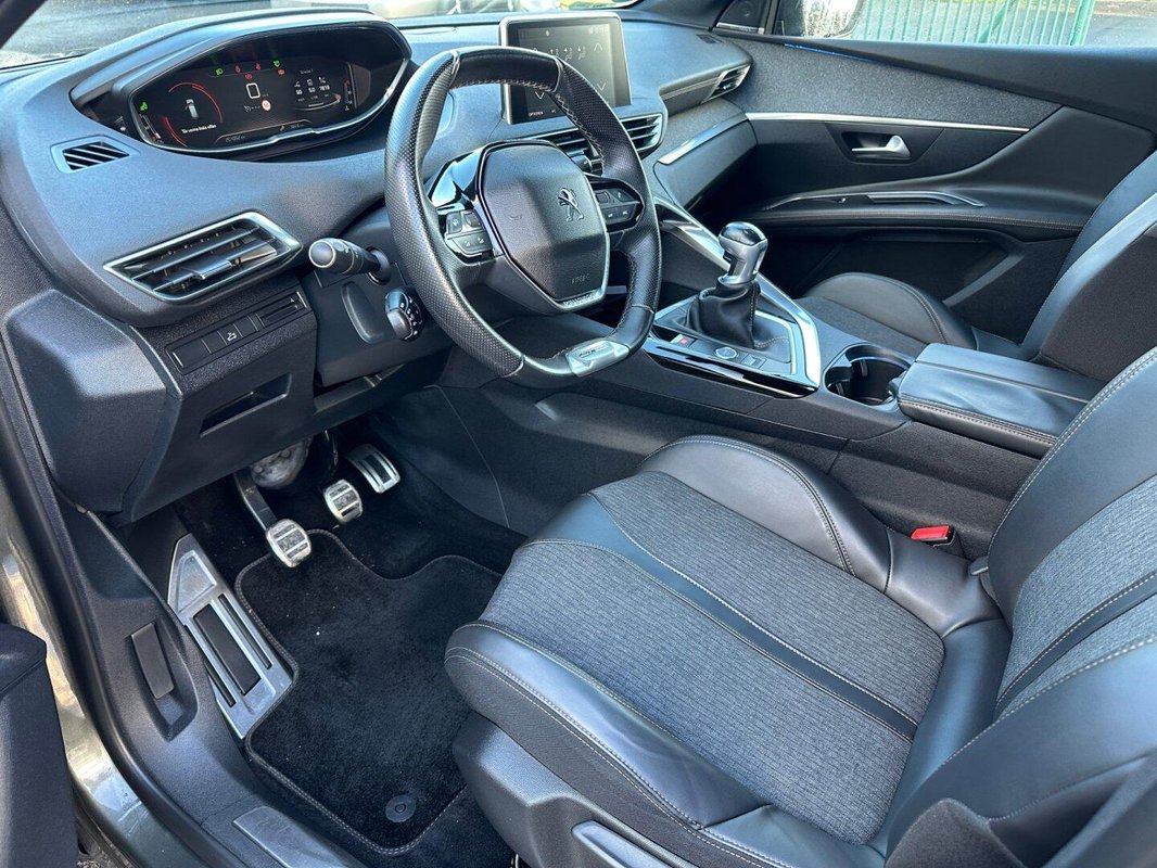 Peugeot 3008 foto 33