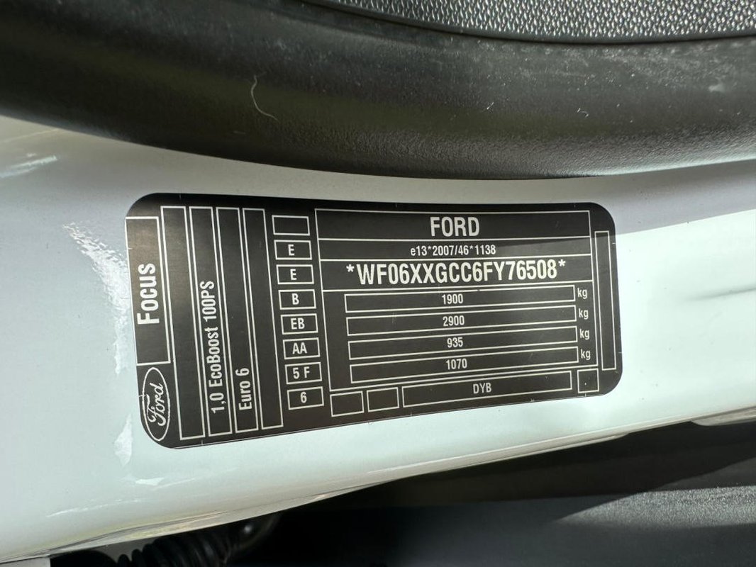 Ford Focus foto 9
