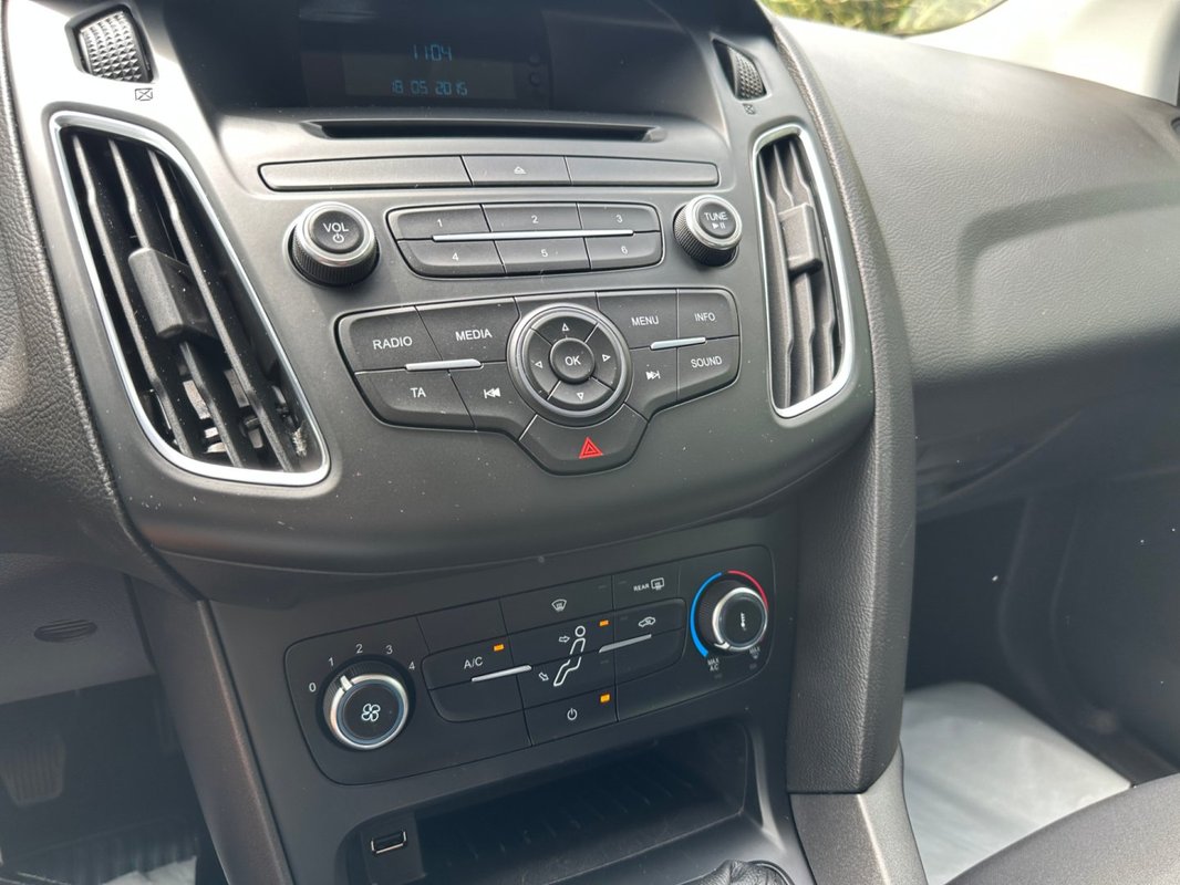 Ford Focus foto 14