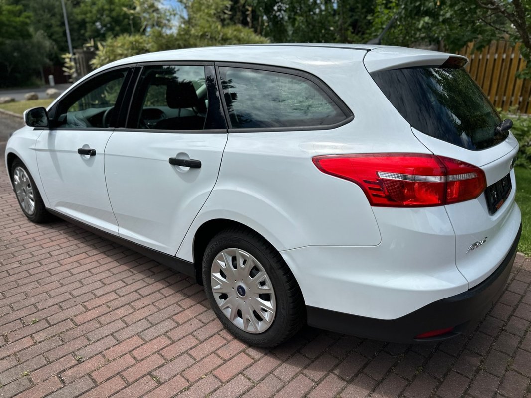 Ford Focus foto 20