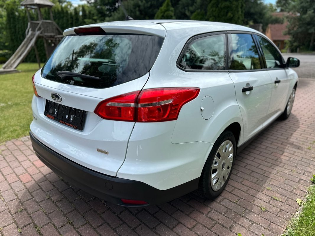 Ford Focus foto 22