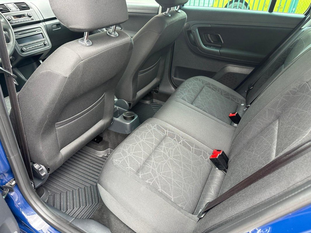Škoda Fabia foto 2