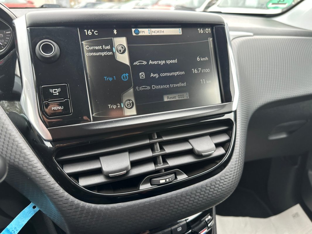Peugeot 2008 foto 11