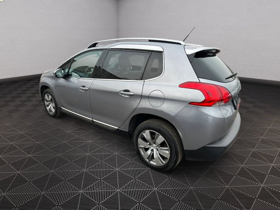 Peugeot 2008 foto 20