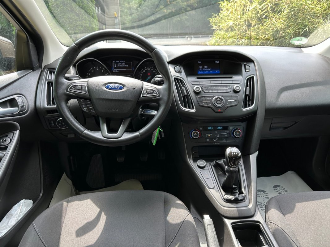 Ford Focus foto 11